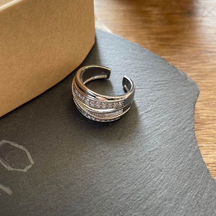 Wholesale Cold style retro open ring with resin layering, niche high-end feeling, simple and versatile index finger ring