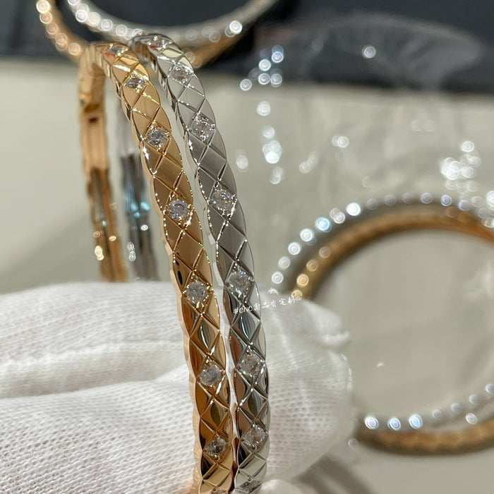 Wholesale Diamond-encrusted and non-diamond couple bracelets, exquisitely crafted, simple and versatile bracelets with temperament