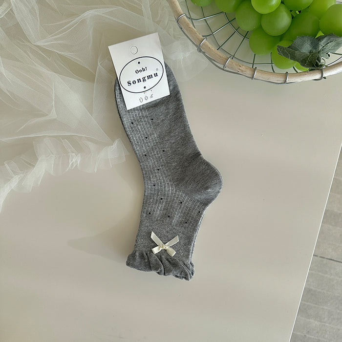 Wholesale Bow tie socks with polka dots, low cut, mid length socks