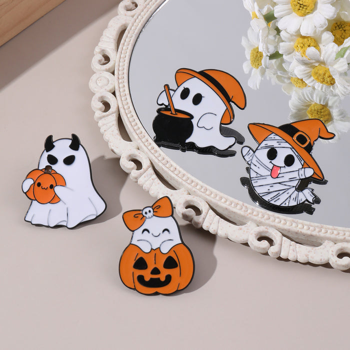 Wholesale  cartoon brooch metal decorative badge cute pumpkin ghost alloy brooch bag accessories