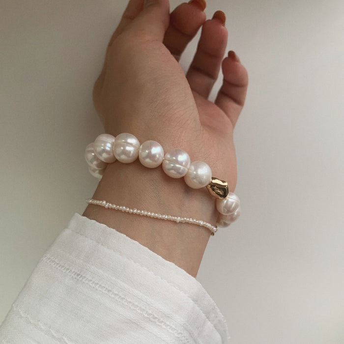 Wholesale Handmade Retro Baroque Pearl Bracelet Large Pearl Rope Bracelet for Women