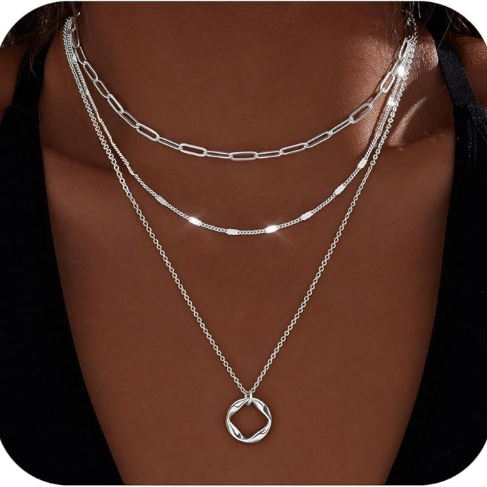 Wholesale Simple geometric necklace with circular hollow out, fashionable and high-end feeling, collarbone chain, layered accessory