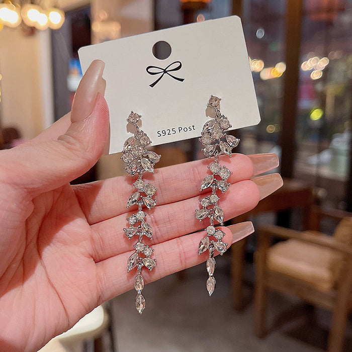 Wholesale Pearl and Zircon Heart Earrings