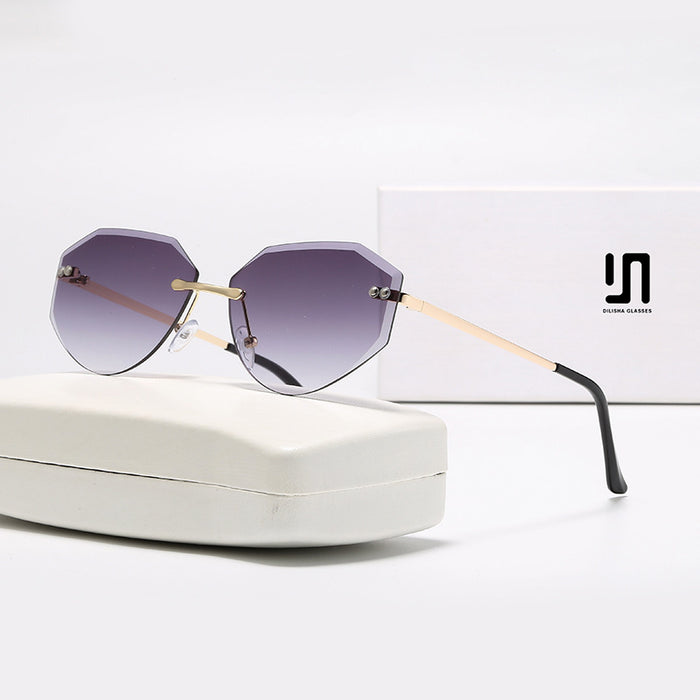 Wholesale Personalized diamond shaped high-end sunglasses, new borderless sunscreen street photography, light luxury style sunglasses