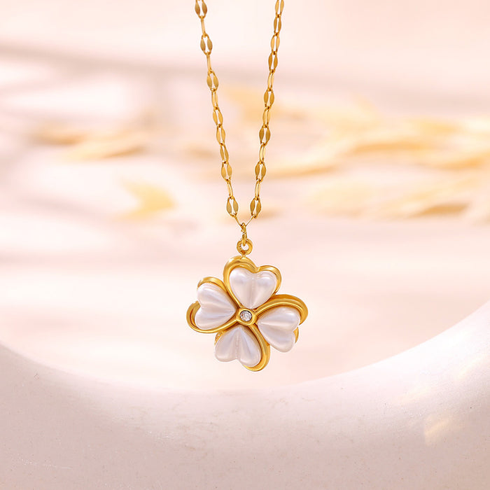 Wholesale Four-Leaf Clover Necklace, Stainless Steel Chain, Elegant Women' s Jewelryw