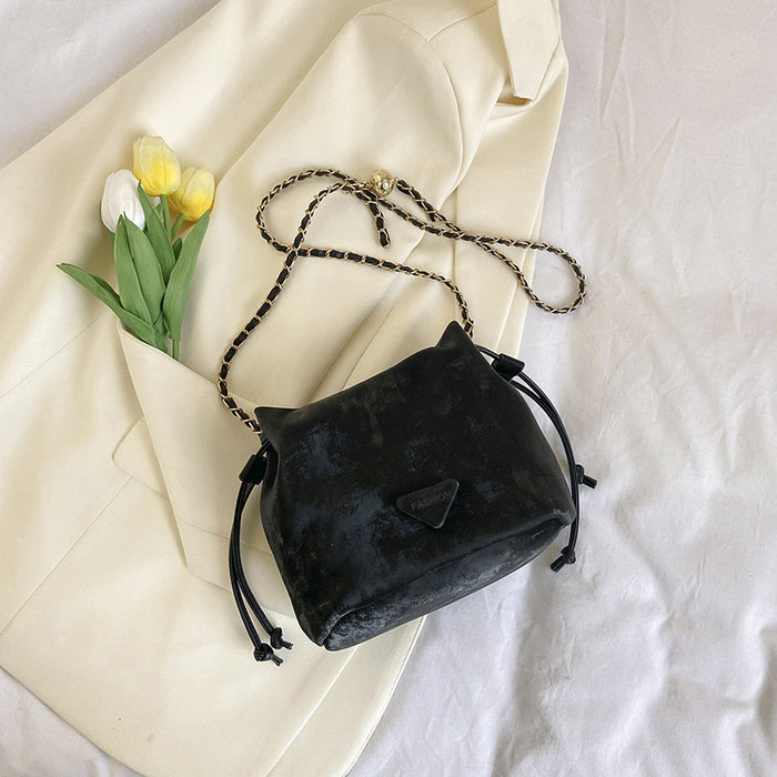 Wholesale Minimally new fashionable bucket bag, crossbody bag, popular chain handbag