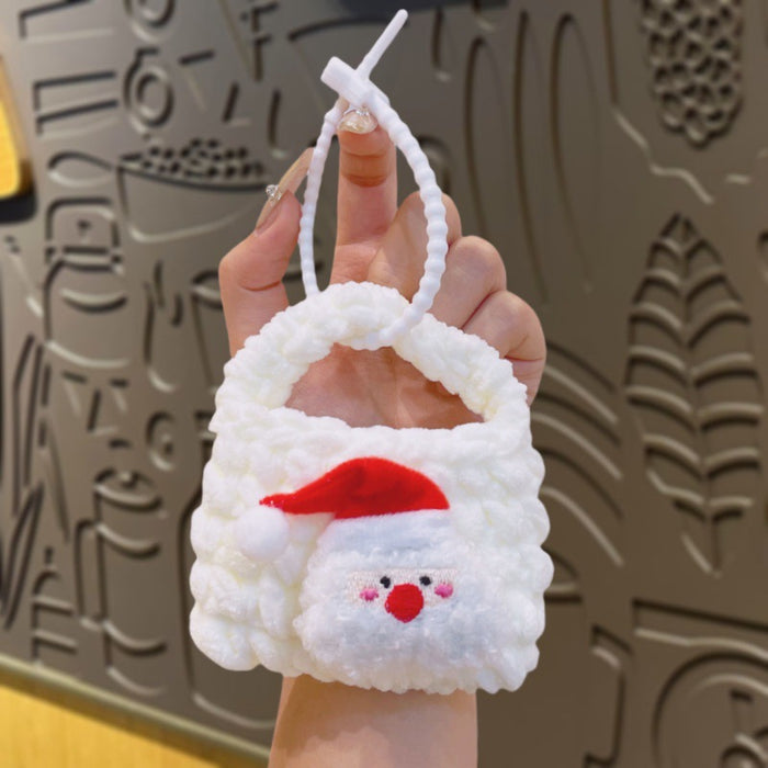 Wholesale Cute cartoon knitted mini coin purse Christmas hand-woven keychain accessories wholesale creative storage bag