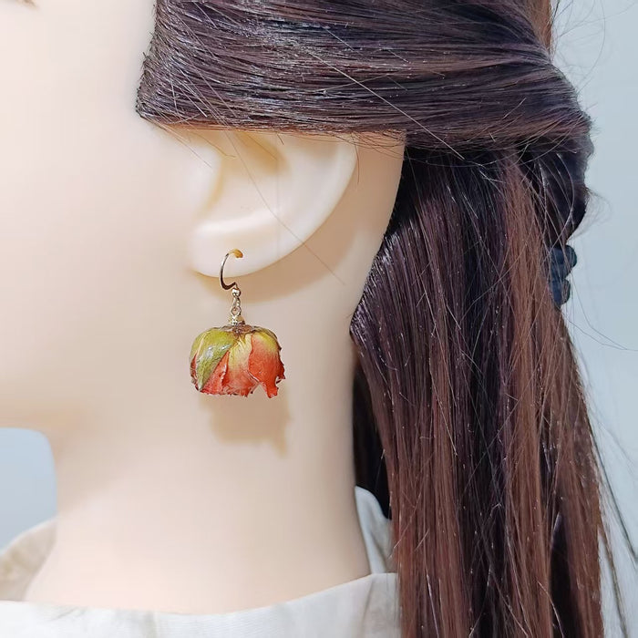 Wholesale Romantic and minimalist ear hooks, rose earrings, drip glue handmade, personalized and niche design, real flower ear accessories for women