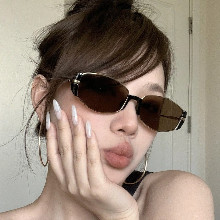 Wholesale New, modern, retro, high-end, tea colored narrow frame small brown mirror, cat eye sunglasses, sunglasses