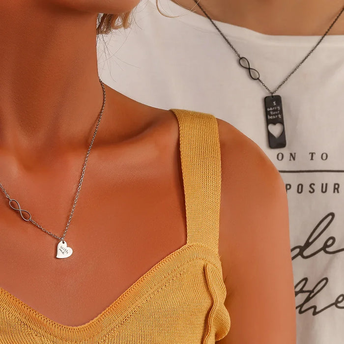 Wholesale Fashionable and minimalist stainless steel heart-shaped necklace set