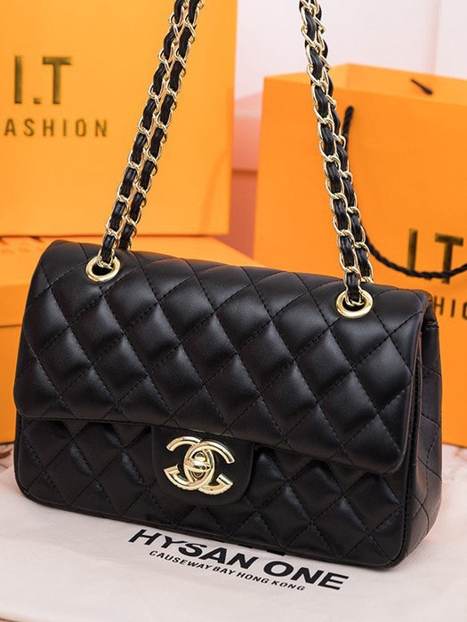 Wholesale Women' s Genuine Leather Diamond Quilted Crossbody Bag Chain Strap Retro Fashion Accessory