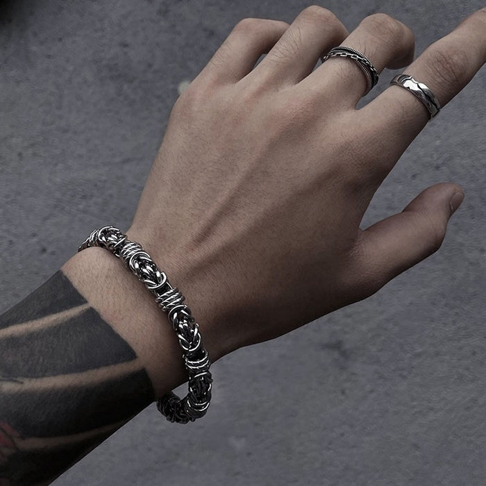 Wholesale Titanium steel bracelet, men's woven fashionable stainless steel bracelet, simple and fashionable