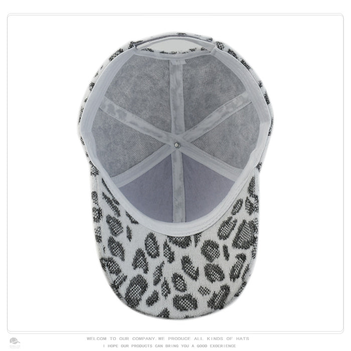 Wholesale Thick warm baseball cap for autumn and winter leopard print retro duckbill cap all-match