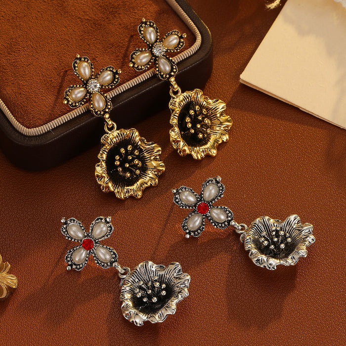 Wholesale Four leaf clover high-end sense niche retro earrings antique gold and silver earrings earrings