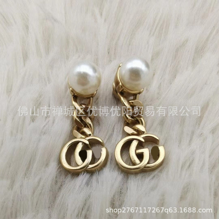 Wholesale Letter chain inlaid rhinestone tassel earrings