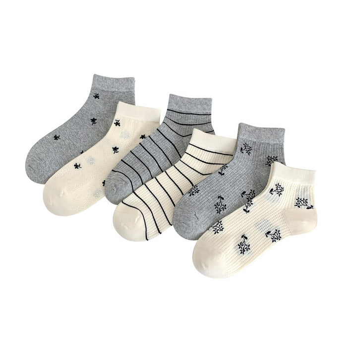 Wholesale New socks with striped small flower short tube women's boat socks that don't fall off and cotton socks