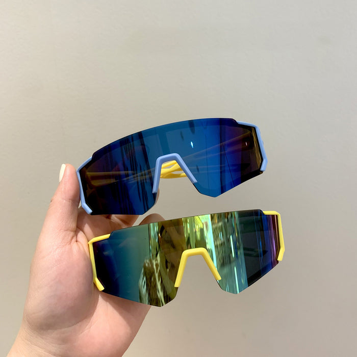 Wholesale Children's sports sunglasses, large frame skiing goggles, riding windproof glasses, boys' UV resistant cool sunglasses