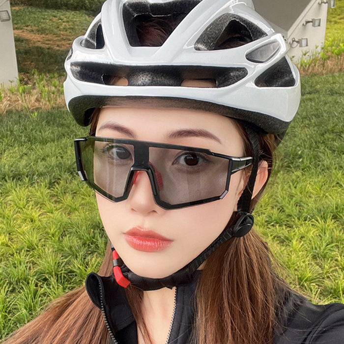 Wholesale Outdoor cycling, hiking sunglasses, fashionable glasses, sports sunglasses, integrated goggles