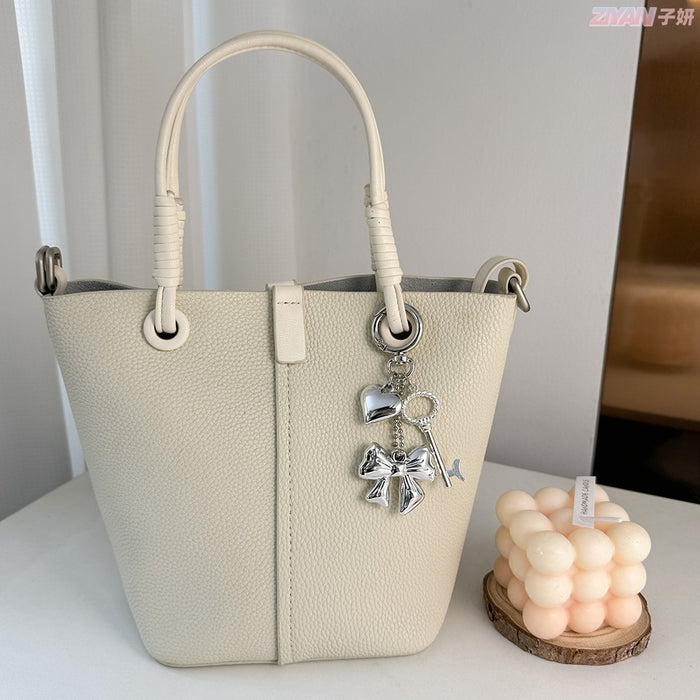 Wholesale Alloy Car Keychain Pendant Bow Women's Bag Couple Hanging Ornaments