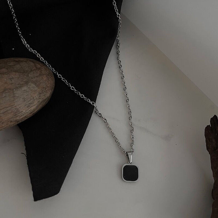 Wholesale  Titanium Steel Black Square   Necklaces Men's Necklaces Titanium Steel Couple's Woolen Chain Accessories Women