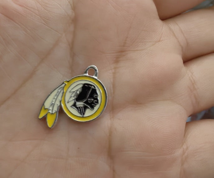 Wholesale Sports Football Drop Oil Team Pendant Mixed logo Drop Oil Sports Series Pendant