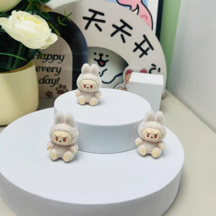 Wholesale cute grain play hand toy doll ornaments toy