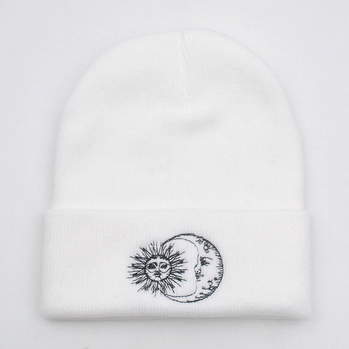 Wholesale Autumn and Winter Sun Moon Embroidery Knitted Wool Hat JDC-FH-PeiN022