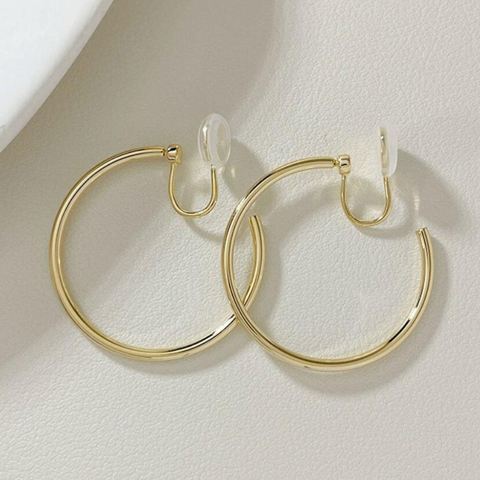 Wholesale New plain ring ear clip without ear hole for women, simple and atmospheric commuting versatile high-end earrings