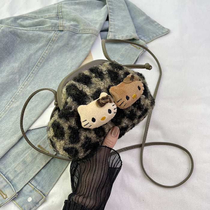 Wholesale New cute plush leopard print mini shell bag for children, stylish mini crossbody bag