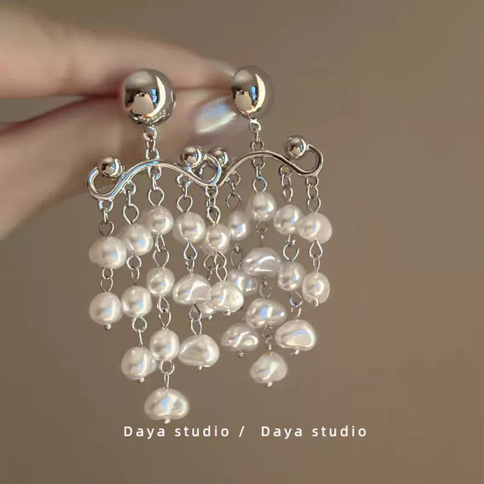 Wholesale Flower tassel earrings with retro temperament, high-end feel, niche design, earrings