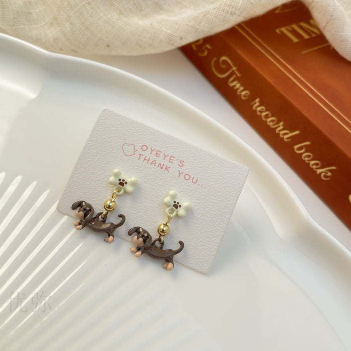 Wholesale cute cartoon earrings silver needle girls  brown earrings