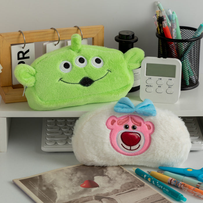 Wholesale Plush Large Capacity Cartoon Pencil Bag JDC-PB-DongJ007