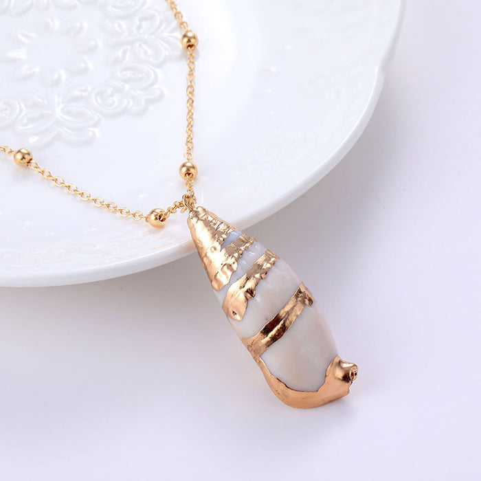 Wholesale Bohemian Beach Style Shell Pendant Necklace Gold Plated Edge Jewelry Accessory MOQ≥2