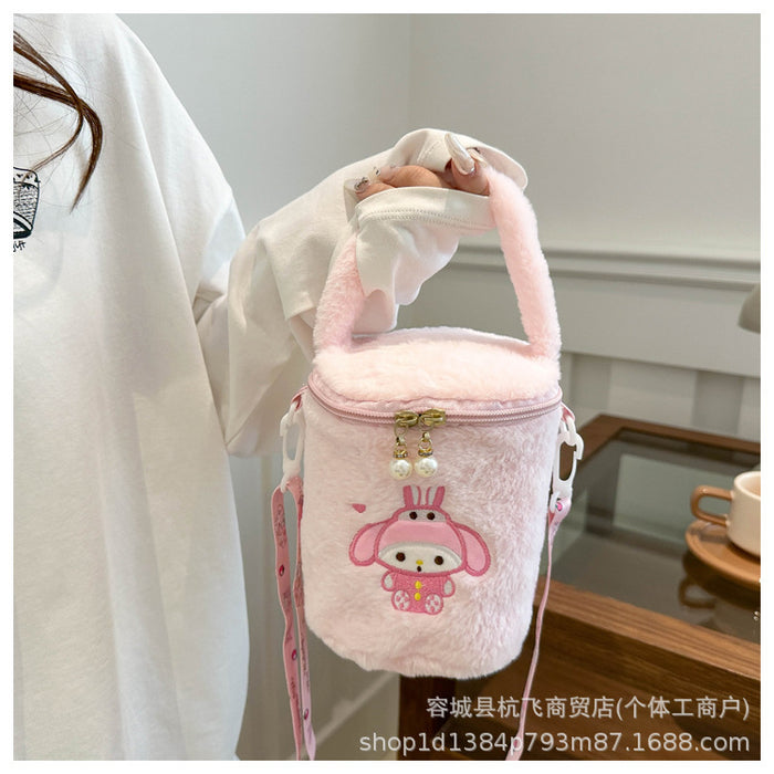 Wholesale Cute cylindrical plush shoulder bags that can be carried by hand