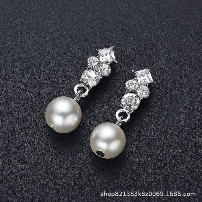 Wholesale Pearl and gemstone necklace earring set