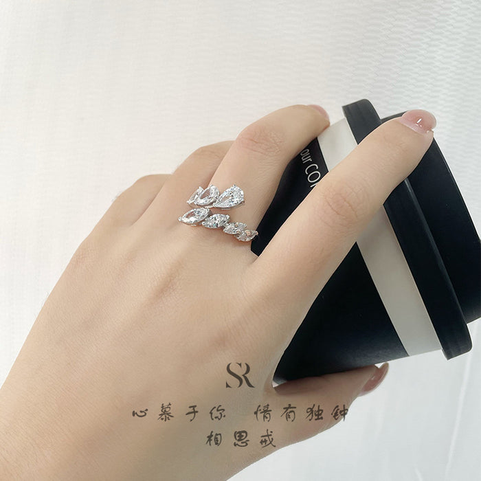 Wholesale Pure silver ring, women's high-end temperament, water droplet horse eye shaped high carbon diamond white lotus oath ring