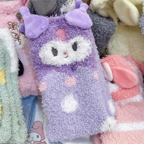 Wholesale coral velvet cartoon cute warm sleep floor socks