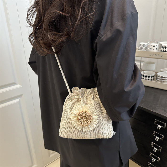 Wholesale Grass woven bag, flower new style, water bucket bag, woven crossbody bag