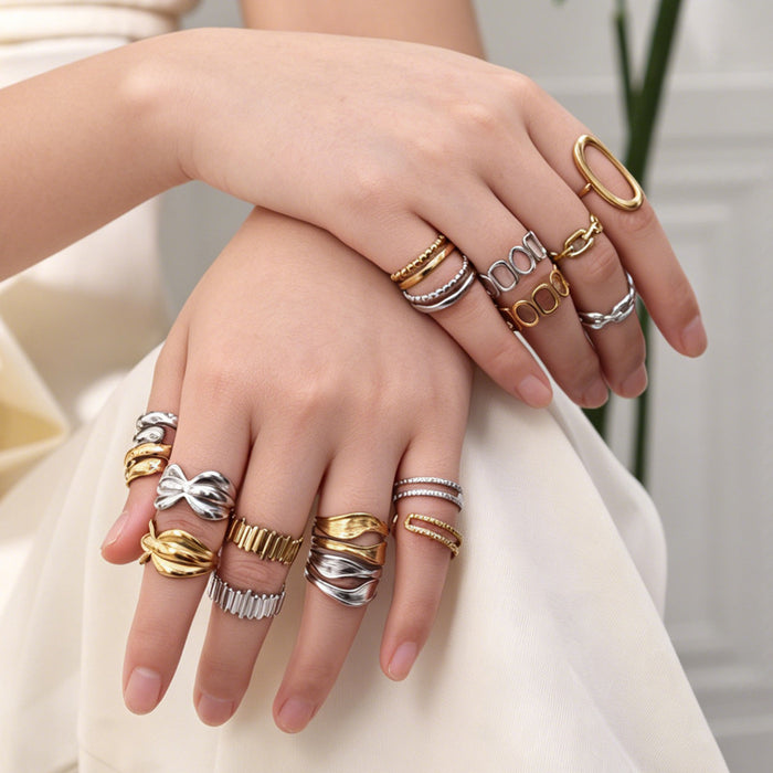 Wholesale A luxurious geometric stainless steel ring