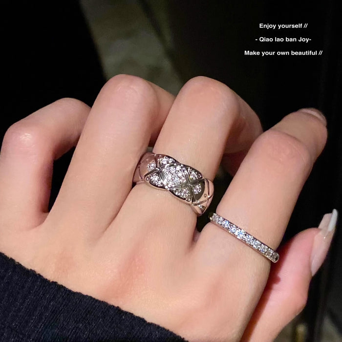 Wholesale Diamond patterned diamond ring with diamond pattern, sparkling diamond opening, stacked silver, simple, high-end, cool