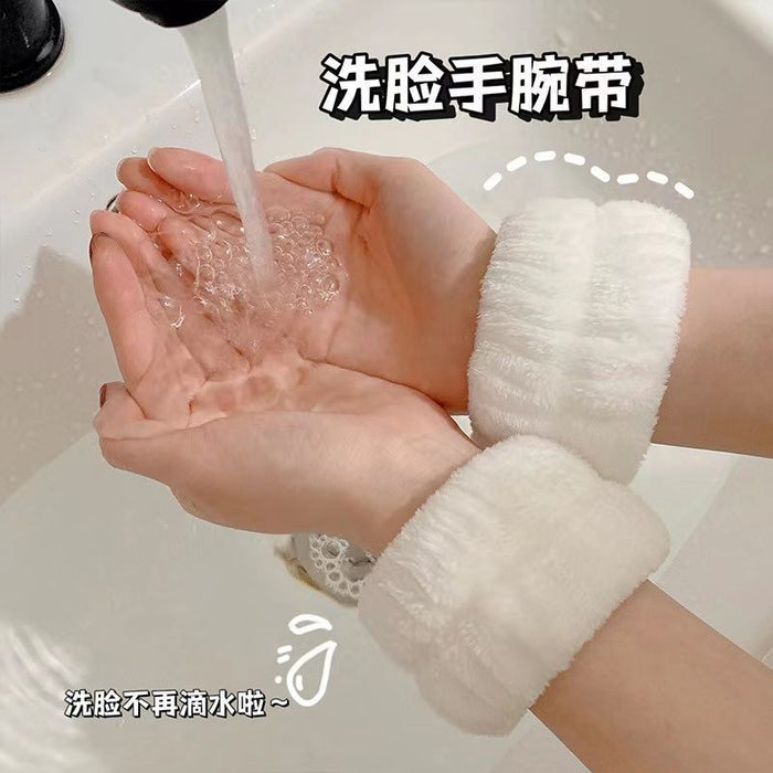 Wholesale Solid Color Plush Wristband Women' s Face Wash Wrist Waterproof Headb Flannel Sweat Wipe Bracelet