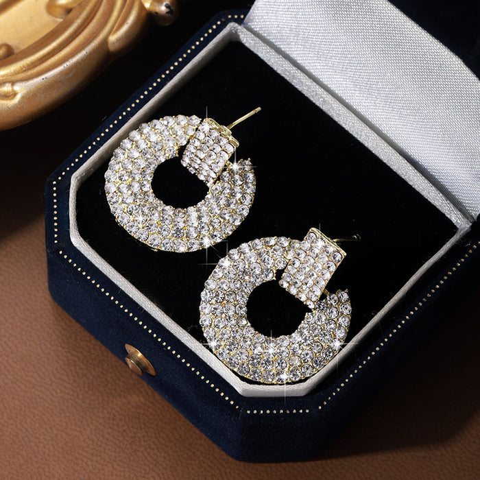 Wholesale Retro light luxury diamond geometric round earrings