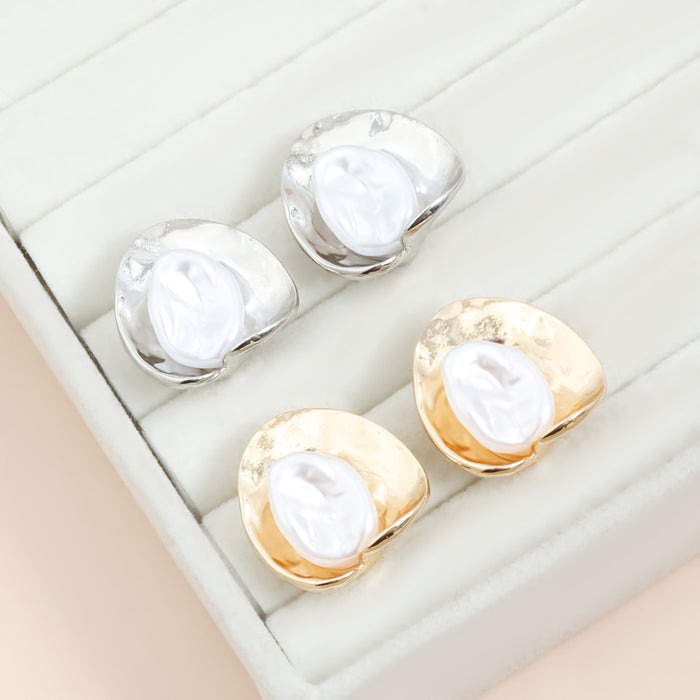 Wholesale vintage metal inlaid pearl stud earrings