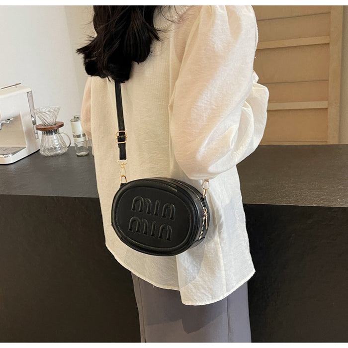 Wholesale Bowling bag, oil wax leather texture, shell bag, crossbody, single shoulder, versatile and fashionable small bag