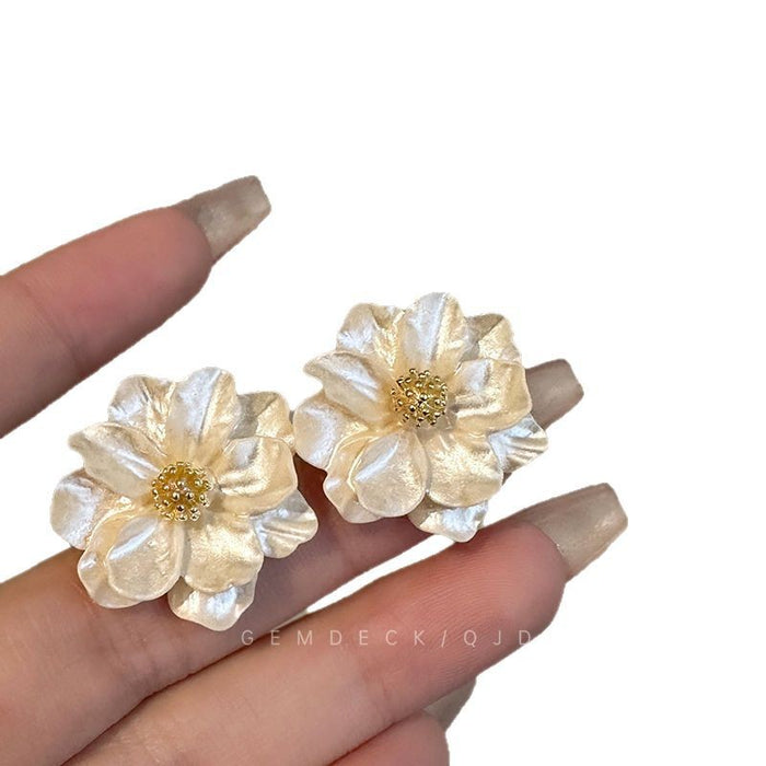 Wholesale Camellia Ear Stud Women's Artistic Earrings 2025 New Style