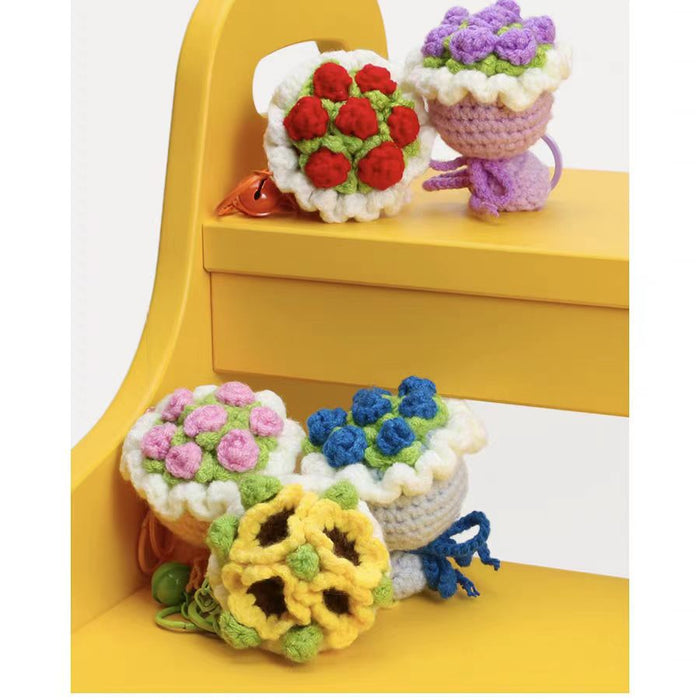 Wholesale Woven Holding Flower Keychain Rose Bouquet Bag Pendant Schoolbag Hanging