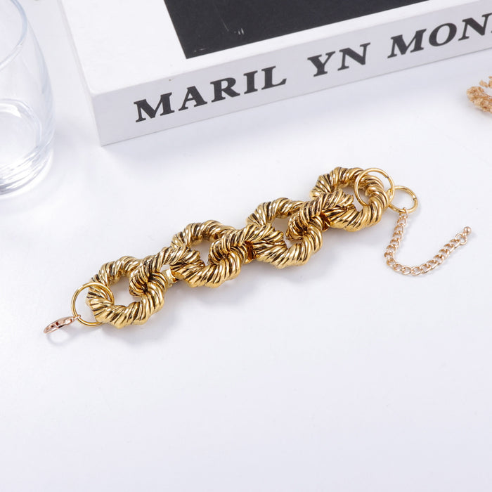 Wholesale Jewelry suit Metal Thick Texture Twist Geometric Exaggerated Bracelet Necklace
