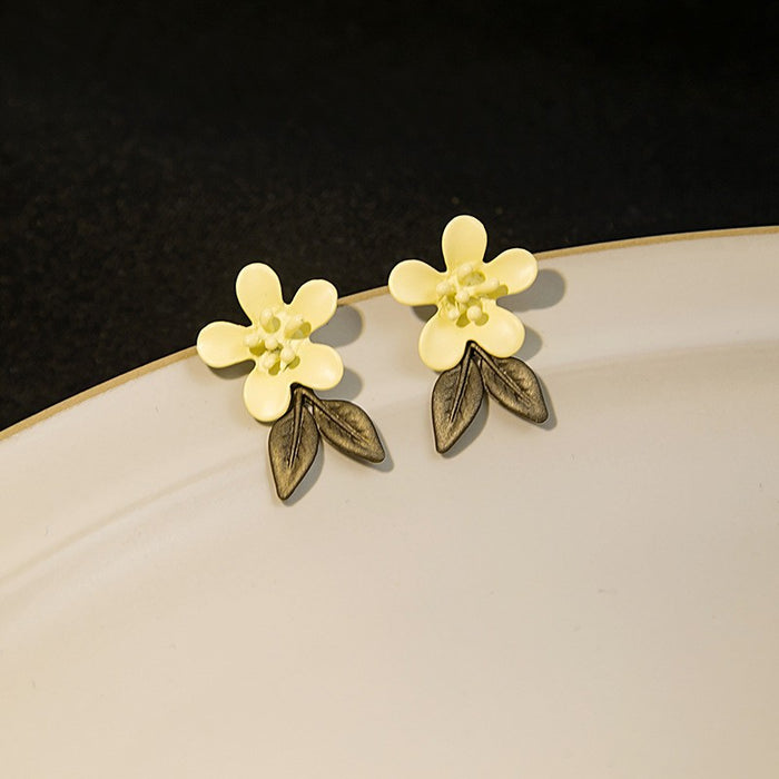 Wholesale Silver Butterfly Tassel Earrings High-end Earrings Elegant Diamond Pearl Long Earrings