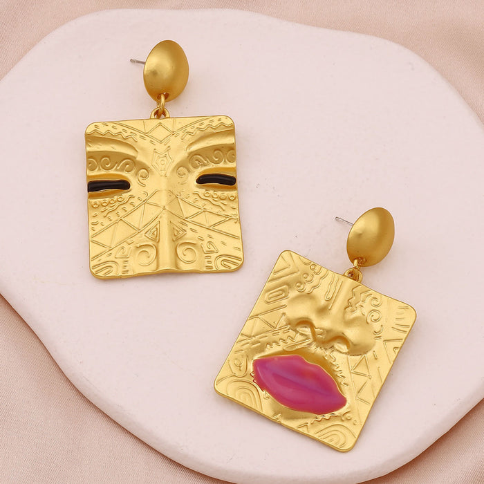 Wholesale Retro Five-feature Zinc Alloy Earrings JDC-ES-YueLi022