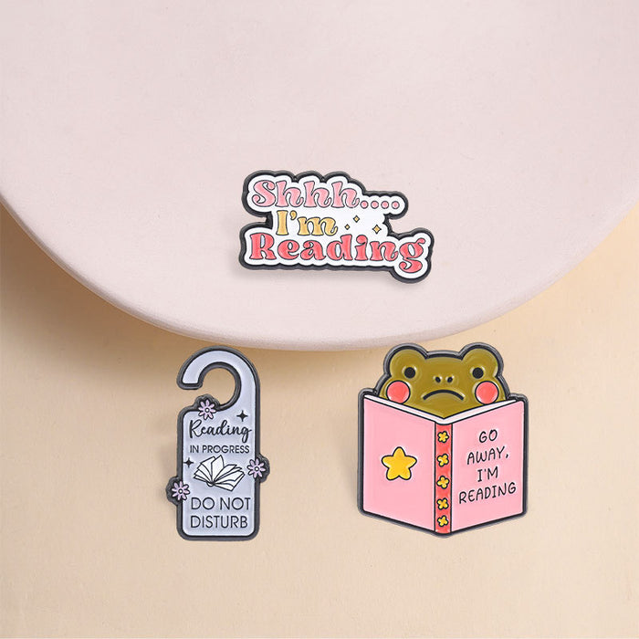 Wholesale Trendy Bookish Frog Brooch Go  I M Reading Enamel Pin For Reading Enthusiasts